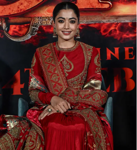তবে আশার কথা, চোট কাটিয়ে উঠেছেন তিনি। গত বৃহস্পতিবার মুম্বাইয়ে ‘ছাওয়া’ ছবির প্রচার অনুষ্ঠানে হাজির ছিলেন রাশমিকা। এ ছবিতে তাঁর বিপরীতে আছেন ভিকি কৌশল। এএফপি